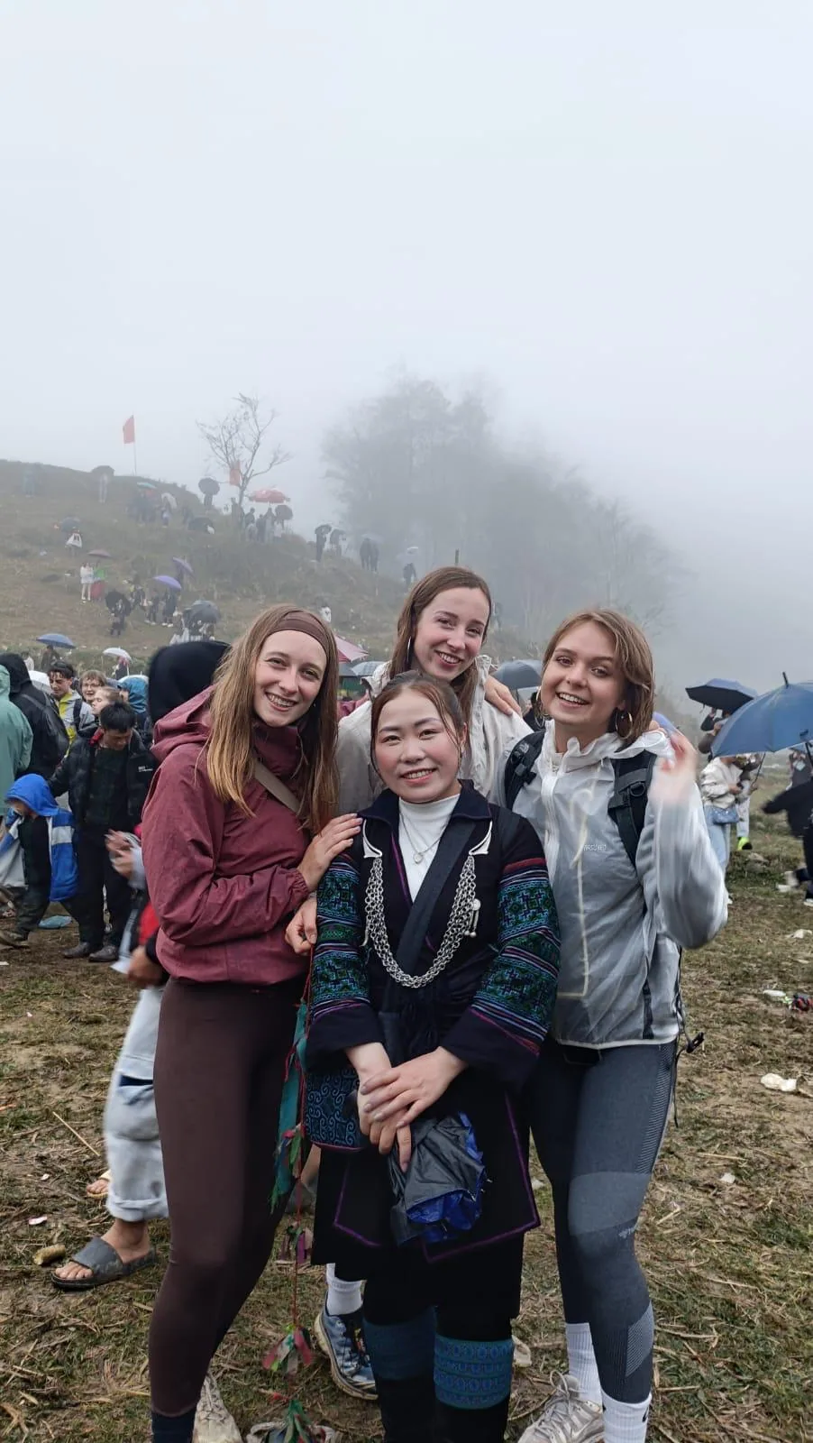 Sapa trekking moment 31 with local guide Nhu